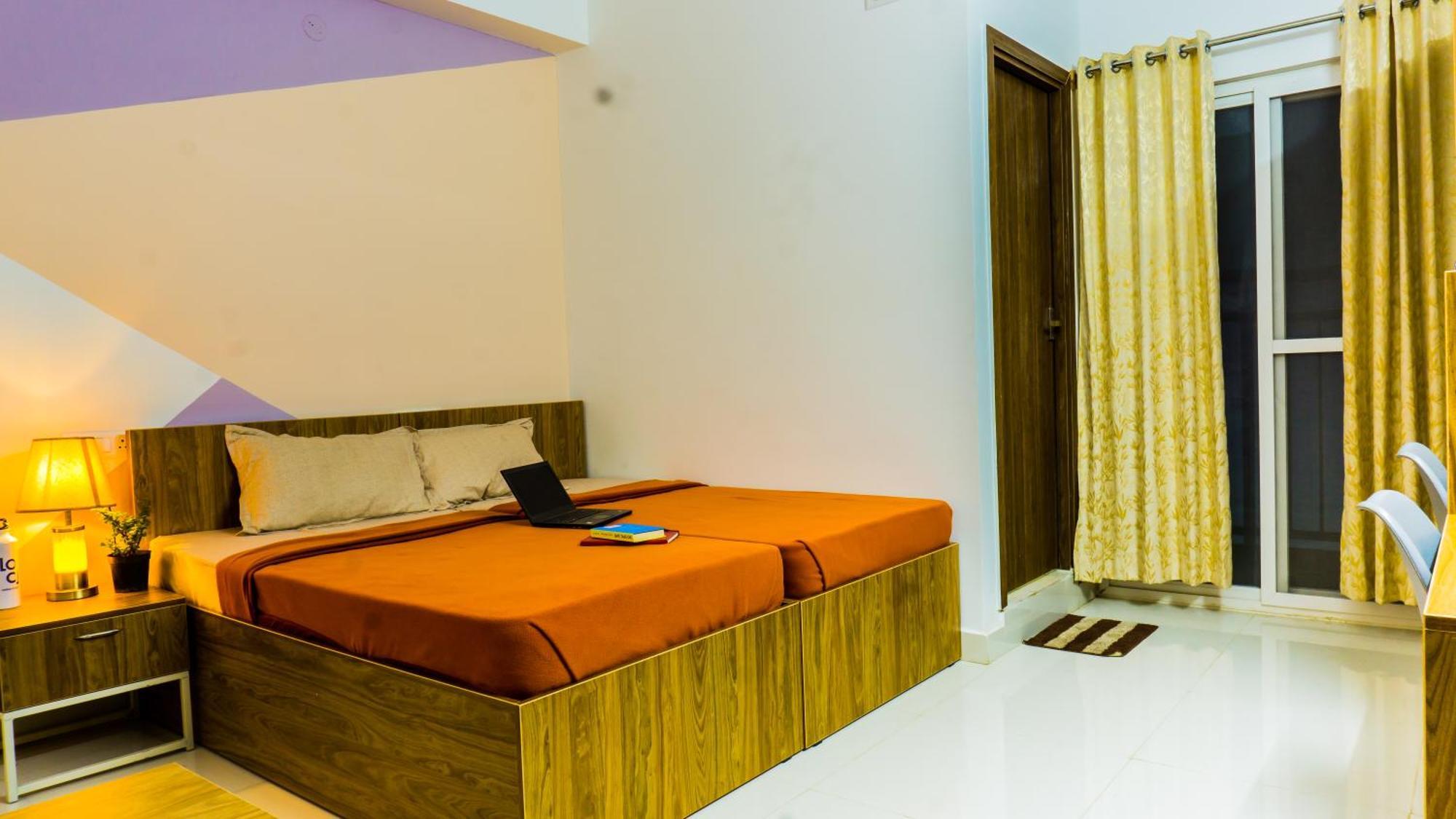 Aparthotel Local Colive Sarjapur Bangalore Esterno foto
